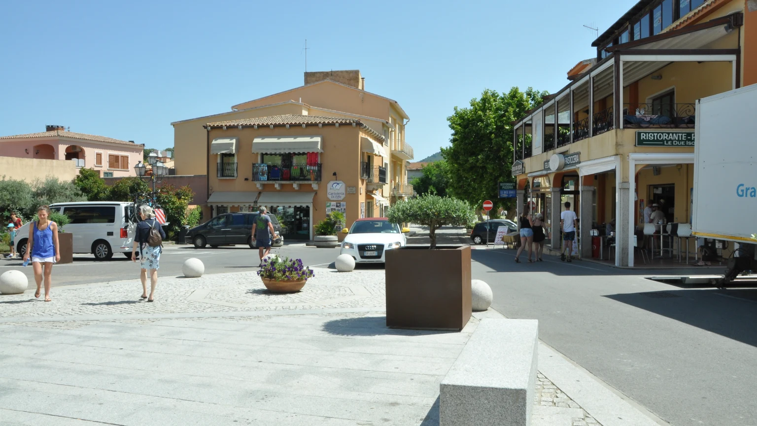 San Teodoro, Piazza Gallura era chiamata “Montecitorio”: fino agli anni ’70 fu l’agorà spontanea del paese