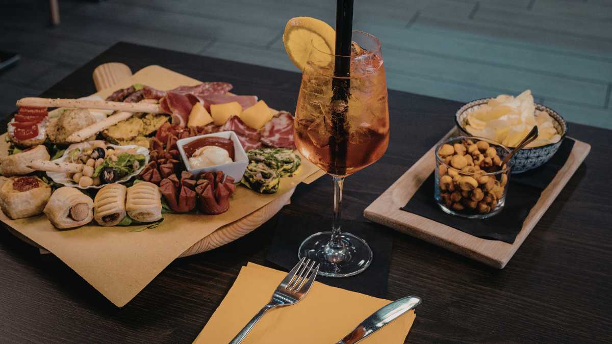 I migliori locali per l’aperitivo a San Teodoro nel 2026
